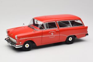 Opel Rekord P1 Caravan Feuerwehr Neuenkirchen Minichamps 1:18 180043291 Fém