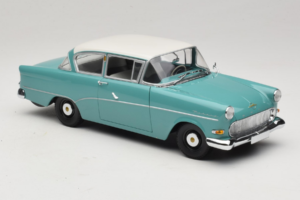 Opel Rekord P1 Türkizkék Minichamps 1:18 180043200 Fém – 6. kép a 8-ből