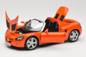Opel Speedster Narancssárga Maisto 1:18 31615 Fém – 2. kép a 8-ből