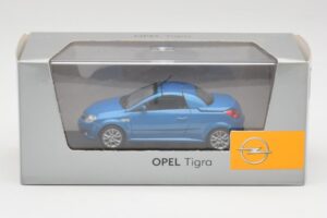 Opel Tigra Twin Top Kék Minichamps 1:43 919084 Fém – 4. kép a 4-ből