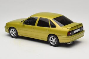 Opel Vectra A 2000 16V Sárga MCG 1:18 MCG18463 Fém – 5. kép a 6-ből