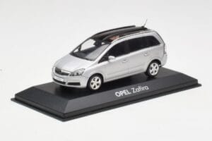 Opel Zafira B Ezüst Minichamps 1:43 1799109 Fém – 2. kép a 4-ből