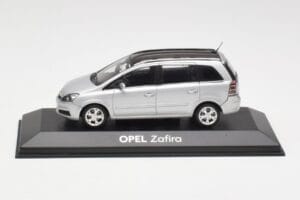 Opel Zafira B Ezüst Minichamps 1:43 1799109 Fém