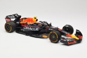 Oracle Red Bull Racing RB18 #11 S. Perez Miami GP 2022 Minichamps 1:18 110220511 Fém – 4. kép a 6-ből