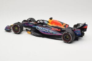 Oracle Red Bull Racing RB19 #1 M. Verstappen Winner Miami GP 2023 Minichamps 1:18 110230501 Fém – 5. kép a 6-ből