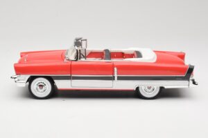 Packard Caribbean Kabrió Piros American Mint 1:18 3042082 Fém – 4. kép a 8-ből