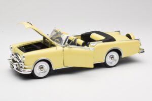 Packard Caribbean Kabrió Sárga Road Signature 1:18 92798 Fém – 2. kép a 8-ből