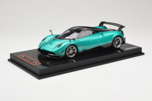 Pagani Huayra BC Green Metallic Yy Model 1:18 REMC020 Gyanta – 2. kép a 7-ből