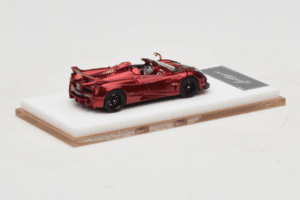 Pagani Huayra Roadster Tricolore Piros Henson & Heaven 1:64 PHRTR01 Fém – 3. kép a 7-ből