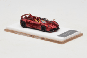 Pagani Huayra Roadster Tricolore Piros Henson & Heaven 1:64 PHRTR01 Fém – 4. kép a 7-ből