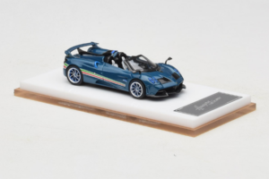 Pagani Huayra Tricolore Roadster Kék Henson & Heaven 1:64 PHTRB01 Gyanta – 4. kép a 8-ből