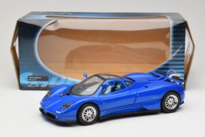 Pagani Zonda C12 Kék Solido 1:18 8172 Fém – 8. kép a 8-ből