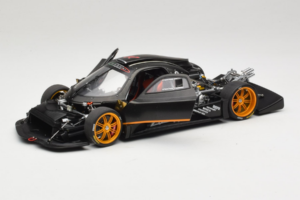 Pagani Zonda R Revolucion Carbon Fiber AUTOart 1:18 78261 Fém – 2. kép a 8-ből