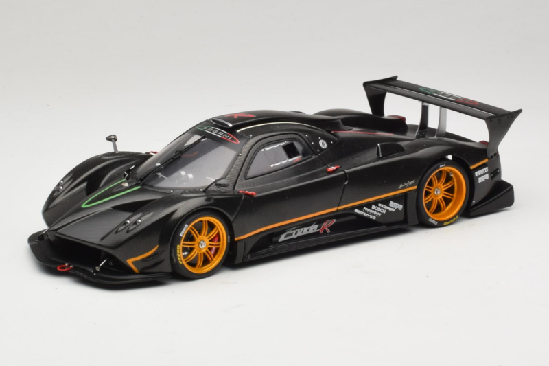Pagani Zonda R Revolucion Carbon Fiber AUTOart 1:18 78261 Fém