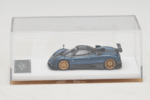 Pagani Zonda Tricolore Exposed Carbon Kék Henson & Heaven 1:64 PZTECB01 Fém – 6. kép a 7-ből