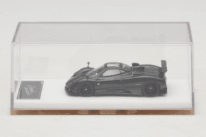 Pagani Zonda Tricolore Exposed Carbon Henson & Heaven 1:64 PZTEC01 Fém – 6. kép a 7-ből