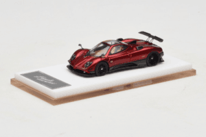 Pagani Zonda Tricolore Piros Henson & Heaven 1:64 PZTR01 Fém – 2. kép a 7-ből