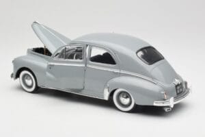 Peugeot 203 Gris Clair Solido 1:18 8145 Fém – 5. kép a 8-ből