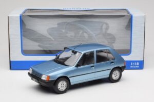 Peugeot 205 Kék MCG 1:18 MCG18491 Fém – 6. kép a 6-ből