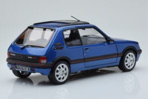 Peugeot 205 GTi 1.9 Tetőablakkal Miami Kék Norev 1:18 184844 Fém – 3. kép a 8-ből