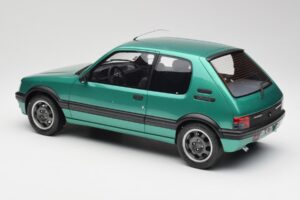 Peugeot 205 GTI Griffe Otto 1:12 G017 Gyanta – 5. kép a 6-ből