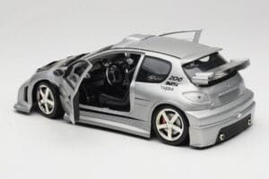 Peugeot 206 MTK Ezüst Solido 1:18 1817 Fém – 5. kép a 8-ből