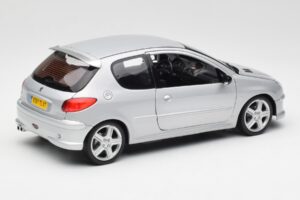 Peugeot 206 RC Aluminium Ezüst Norev 1:18 184726 Fém – 3. kép a 8-ből