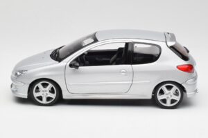 Peugeot 206 RC Aluminium Ezüst Norev 1:18 184726 Fém – 4. kép a 8-ből