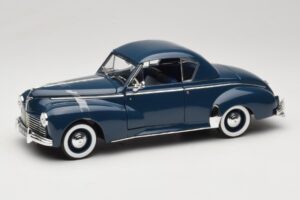 Peugeot 302 Coupe Kék Solido 1:18 8168 Fém