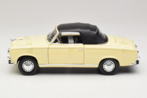 Peugeot 403 Kabrió Bézs Welly 1:18 12551HW Fém – 3. kép a 6-ből