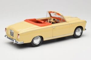 Peugeot 403 Kabrió Homokos Sárga Solido 1:18 8165 Fém – 3. kép a 8-ből