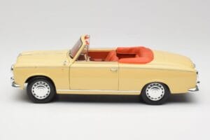 Peugeot 403 Kabrió Homokos Sárga Solido 1:18 8165 Fém – 4. kép a 8-ből