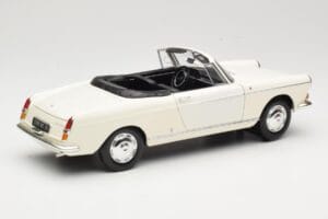Peugeot 404 Kabrió Fehér Norev 1:18 184746 Fém – 3. kép a 8-ből