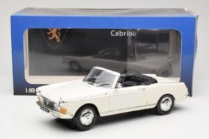 Peugeot 404 Kabrió Fehér Norev 1:18 184746 Fém – 8. kép a 8-ből