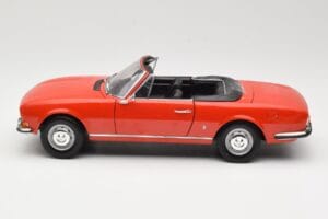 Peugeot 504 Kabrió Piros Norev 1:18 184754 Fém – 4. kép a 8-ből