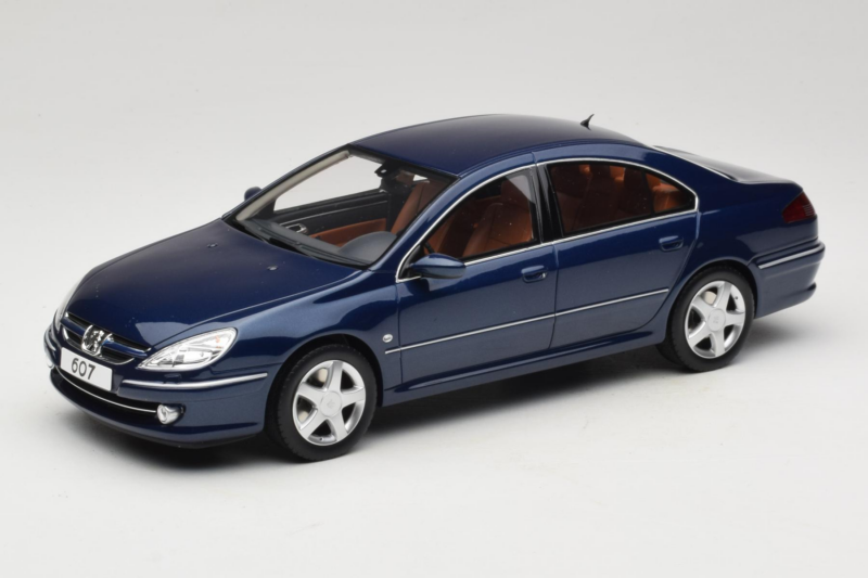 Peugeot 607 Phase II 3.0 V6 Kék Otto 1:18 OT485 Gyanta