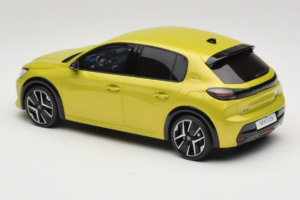 Peugeot E-208 GT Jaune Agueda Otto 1:18 OT1164 Gyanta – 5. kép a 6-ből