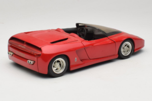 Pininfarina Mythos Piros Revell 1:18 8806 Fém – 3. kép a 8-ből