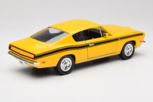 Plymouth Barracuda Sárga Road Legends 1:18 92178 Fém – 3. kép a 8-ből