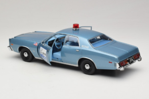 Plymouth Fury Beverly Hills PD Kék GreenLight 1:18 19069 Fém – 5. kép a 8-ből