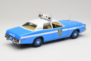 Plymouth Fury Police Pursuit New York Police Department GreenLight 1:18 19043 Fém – 3. kép a 8-ből