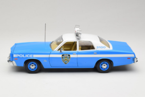 Plymouth Fury Police Pursuit New York Police Department GreenLight 1:18 19043 Fém – 4. kép a 8-ből