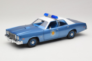 Plymouth Fury Police Pursuit Smokey and the Bandit GreenLight 1:18 19044 Fém