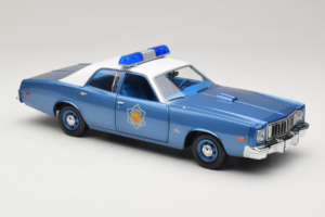 Plymouth Fury Police Pursuit Smokey and the Bandit GreenLight 1:18 19044 Fém – 6. kép a 8-ből