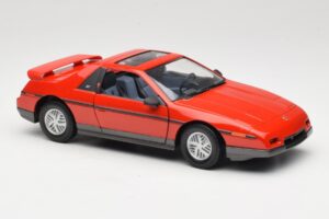 Pontiac Fiero GT Piros Road Signature 1:18 92588 Fém – 6. kép a 8-ből