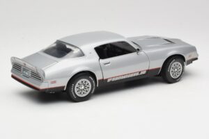 Pontiac Firebird Formula Ezüst ERTL 1:18 33514 Fém – 3. kép a 8-ből