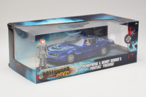 Pontiac Firebird Pennywise With Figure Jada 1:24 31118 Fém – 2. kép a 3-ből
