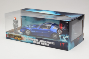 Pontiac Firebird Pennywise With Figure Jada 1:24 31118 Fém – 3. kép a 3-ből