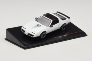 Pontiac Firebird Fehér IXO 1:43 CLC582N Fém – 2. kép a 4-ből