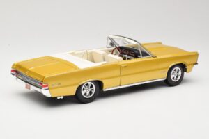 Pontiac GTO Hurst Edition Arany Maisto 1:18 531884 Fém – 3. kép a 8-ből